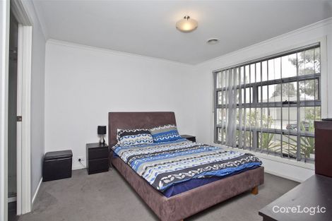 Property photo of 20 Howard Place Deer Park VIC 3023
