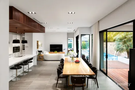 Property photo of 12 Alicia Street Hampton VIC 3188