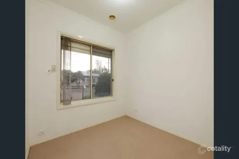 Property photo of 32 Vine Street Braybrook VIC 3019