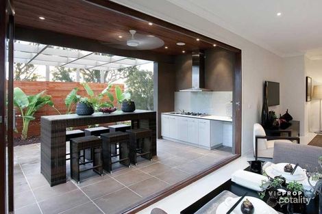 Property photo of 8 Bell Crescent Point Cook VIC 3030