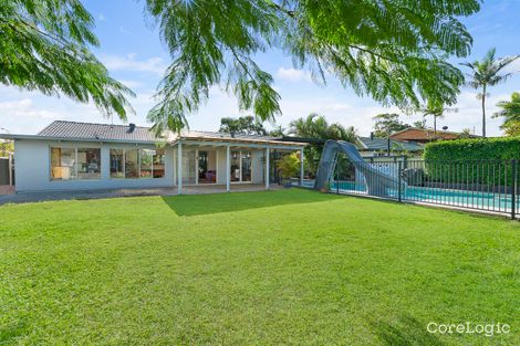 Property photo of 32 Collins Crescent Benowa QLD 4217