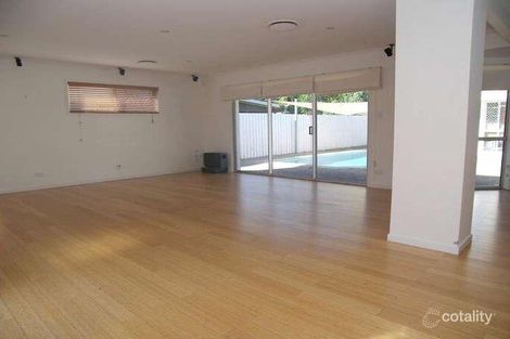 36 Peak Ave, Main Beach, QLD 4217