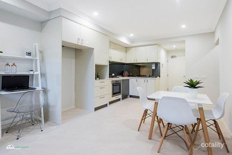 Property photo of 6/10 Wychcross Street Westminster WA 6061