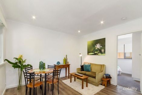 Property photo of 21/2A Bates Street Malvern East VIC 3145