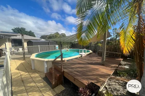 2b Golf View Dr, Boyne Island, QLD 4680