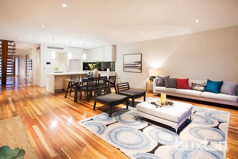 Property photo of 3A Abergeldie Avenue McKinnon VIC 3204