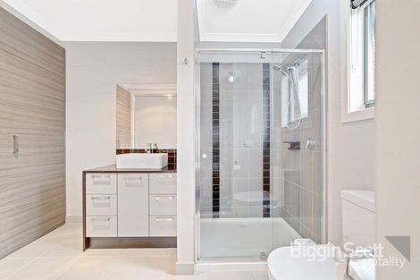Property photo of 4 Kirkstead Grove Craigieburn VIC 3064