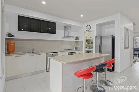 Property photo of 6 Broadbeach Circuit Point Cook VIC 3030