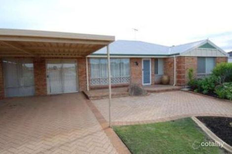 61 Rand Ave, Waikiki, WA 6169