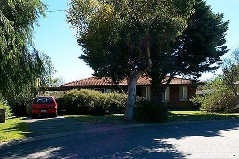 16 Willow Ct, Cooloongup, WA 6168