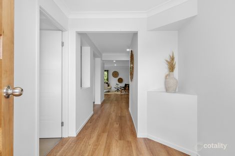 Property photo of 2 Sunstone Avenue Pimpama QLD 4209