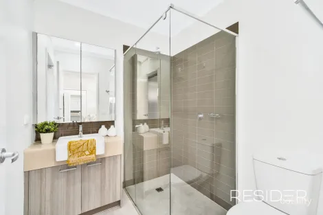 Property photo of 1 Gorman Drive Mill Park VIC 3082