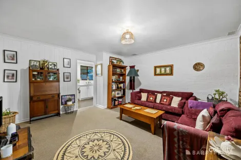 Property photo of 1/82 Brougham Street Eltham VIC 3095