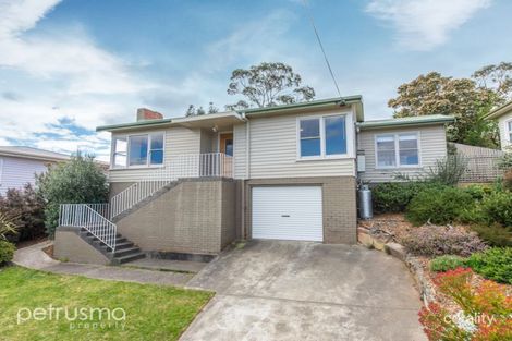 Property photo of 34 Karoola Road Lindisfarne TAS 7015