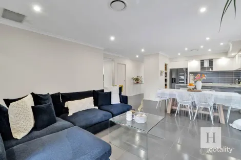 Property photo of 7 Mogo Close Blue Haven NSW 2262