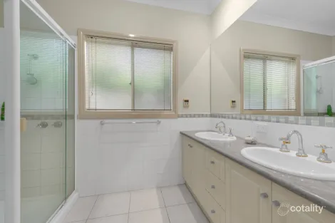 Property photo of 9 Cathedral Close Pakenham VIC 3810