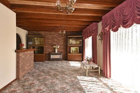 Property photo of 11 Summit Drive Kennington VIC 3550