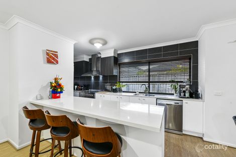 68 Elmtree Cres, Clyde North, VIC 3978