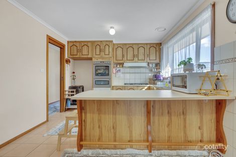 Property photo of 8 Banksia Square Corio VIC 3214