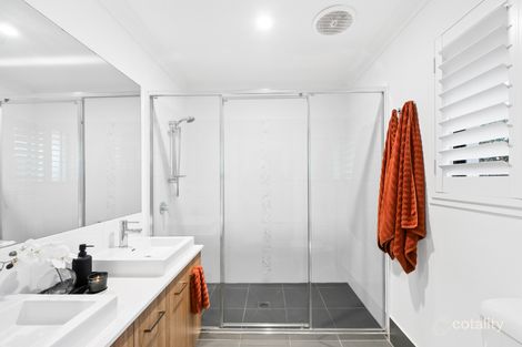 Property photo of 26 Butterleaf Crescent Pimpama QLD 4209