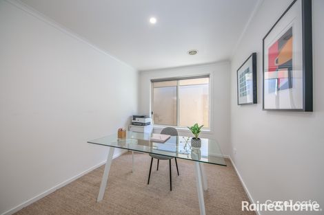 Property photo of 14 The Willows Gisborne VIC 3437