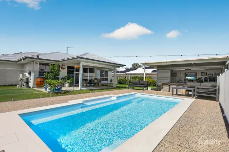 68 Monaco Dr, Zilzie, QLD 4710