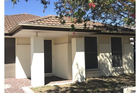 26 Pepper Tree Dr, Holmview, QLD 4207