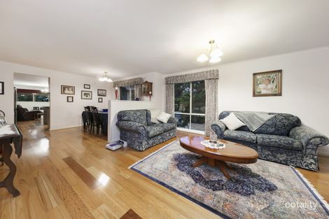Property photo of 18 Kirkham Court Berwick VIC 3806