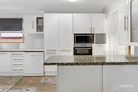 Property photo of 8 Wattle Street North Booval QLD 4304