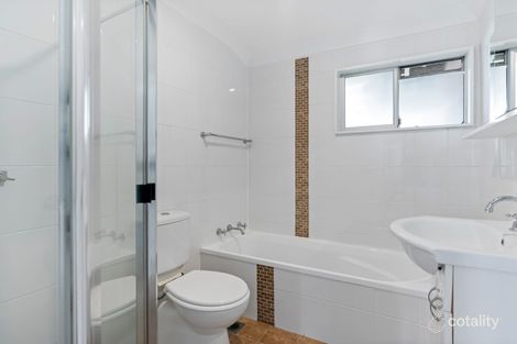 4 Bass Ave, Killarney Vale, NSW 2261