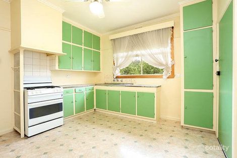 Property photo of 10 Cuthbert Road Reservoir VIC 3073