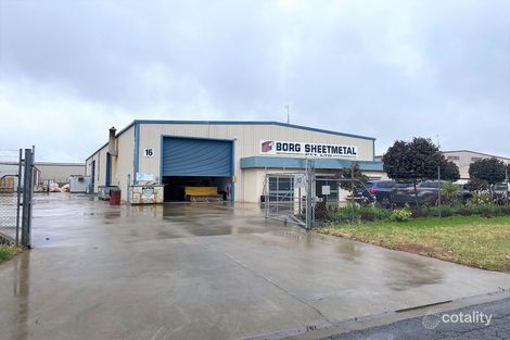 16 Belfree Dr, Green Fields, SA 5107