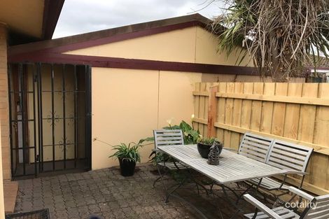 Property photo of 9 Warren Close Narre Warren VIC 3805