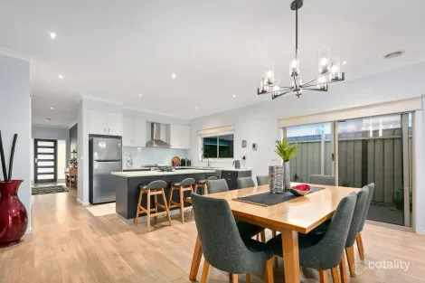 Property photo of 24 West Highland Drive Burnside Heights VIC 3023
