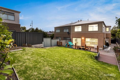 Property photo of 18 Adriatic Way Pakenham VIC 3810