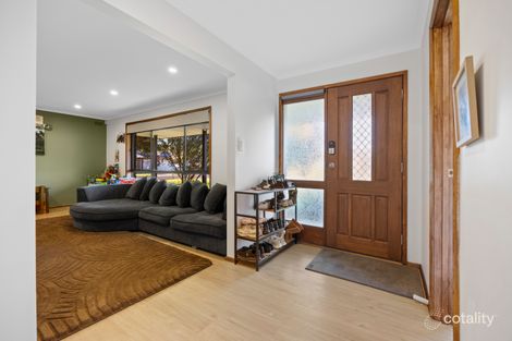 Property photo of 32 Bradby Avenue Mount Clear VIC 3350