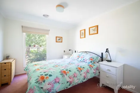 Property photo of 4 Wingeretta Close Forest Grove NSW 2795