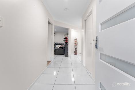 Property photo of 17 Navickas Circuit Redbank Plains QLD 4301