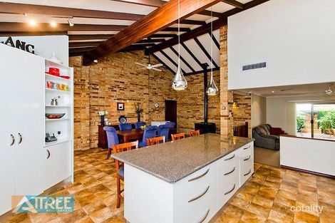 Property photo of 2 Coronet Court Thornlie WA 6108