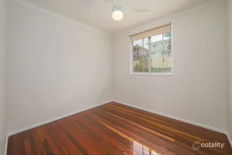 Property photo of 2 Irwin Close Sun Valley QLD 4680