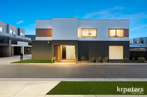 28 Surfers Cres, Carrum Downs, VIC 3201