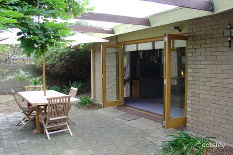 Property photo of 8 Tarongo Drive Aspendale VIC 3195