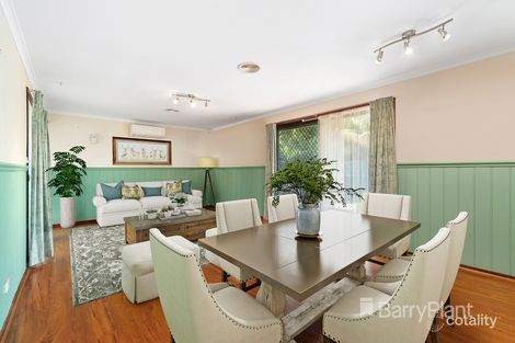 Property photo of 2 Henshaw Street Langwarrin VIC 3910