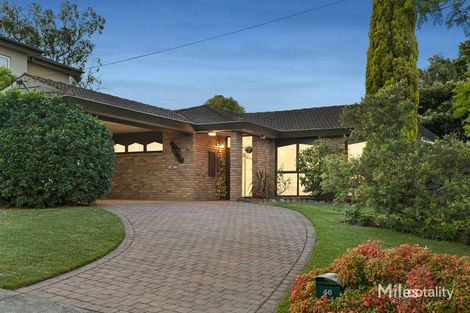 Property photo of 46 Invermay Grove Rosanna VIC 3084
