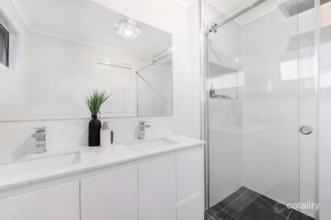 Property photo of 45 Mowbray Drive Wantirna South VIC 3152