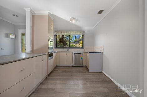 Property photo of 27 Dumbarton Circuit Melton West VIC 3337