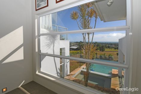 Property photo of 16-18 Manchester Court Dundowran QLD 4655