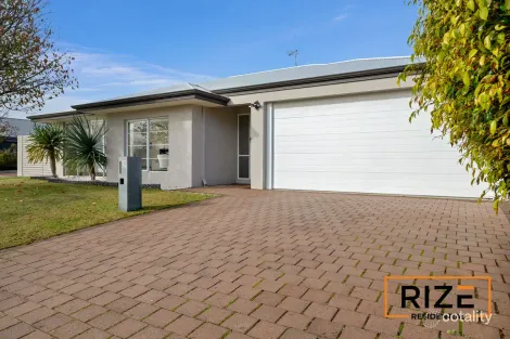 Property photo of 12 Amery Road Hocking WA 6065
