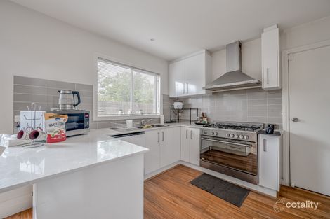 Property photo of 18 Dundee Street St Albans VIC 3021