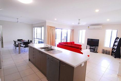 Property photo of 3 Daykin Close Redlynch QLD 4870